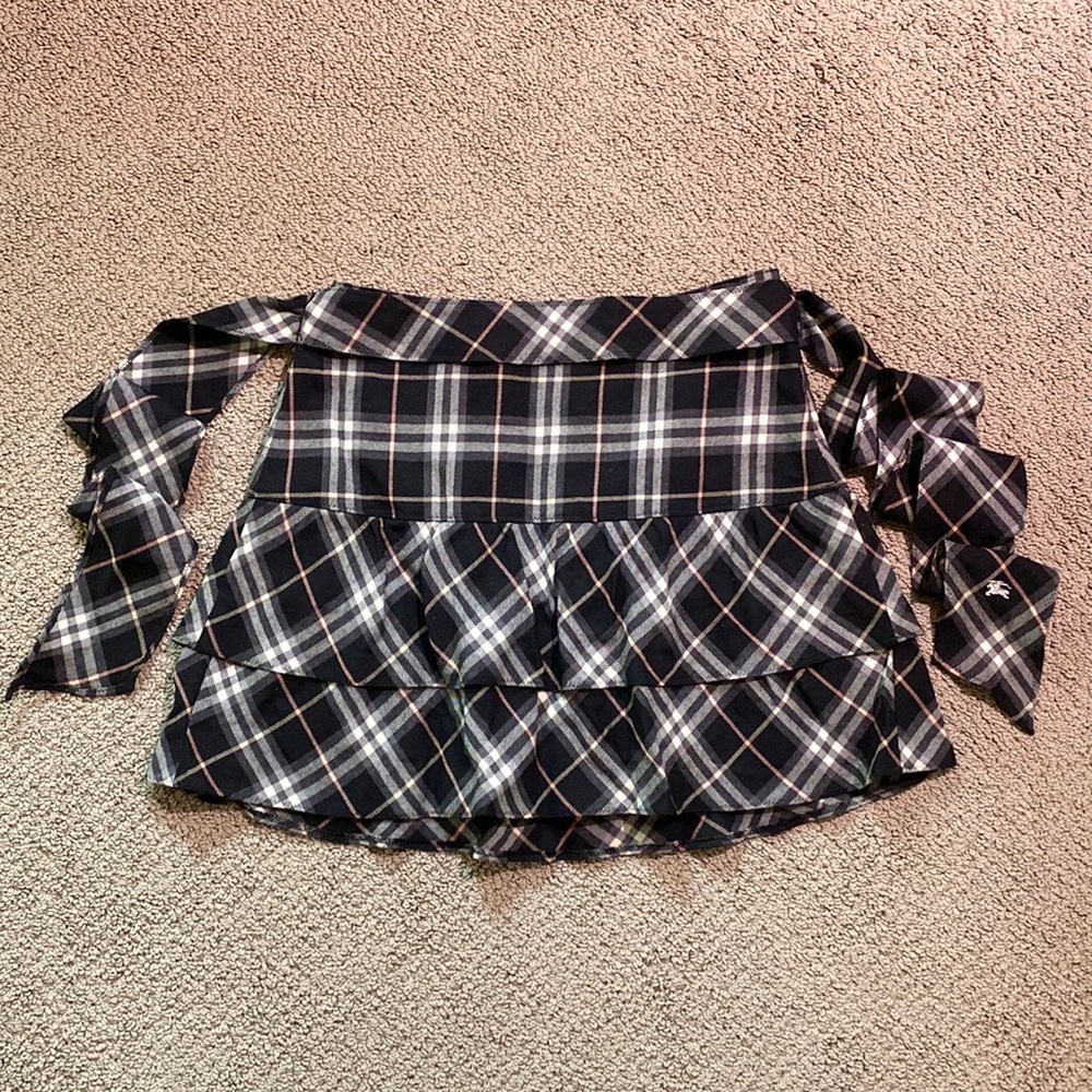 Authentic Burberry Blue Label Japan plaid tiered mini skirt 38 or 4